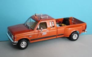 : Ford F-350 Duallie
