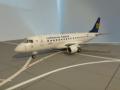 Embraer 175 (1:100 Tamiya)
