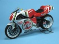 Suzuki RGV500