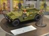 HMMWV Driver + decals und Soldier with submachine gun von Toro Model in 1:35