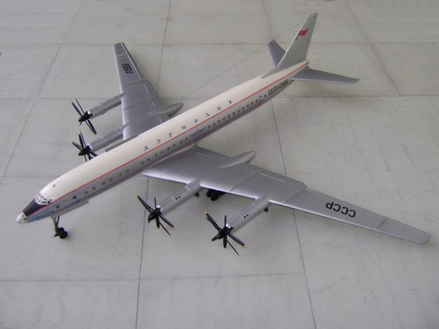 Tupolev Tu-114D