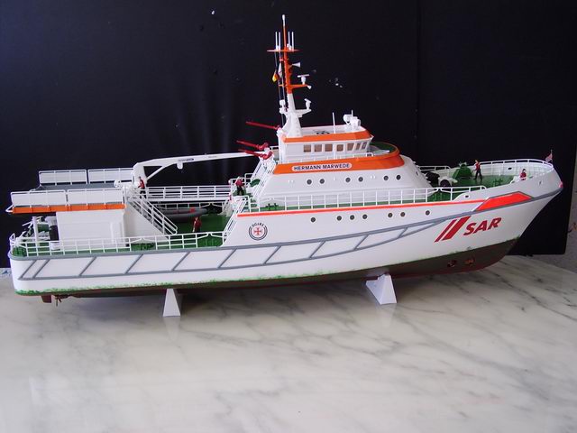 Seenotrettungskreuzer Hermann Marwede