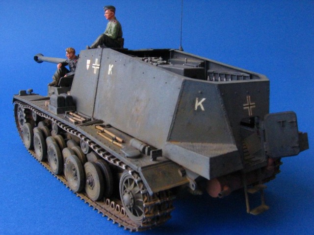 Panzerselbstfahrlafette V ""Sturer Emil""