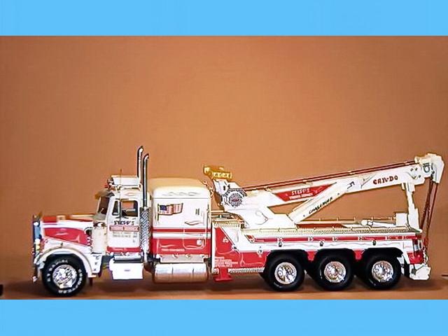 Peterbilt 379 Wrecker