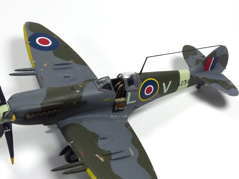 Supermarine Spitfire F.21