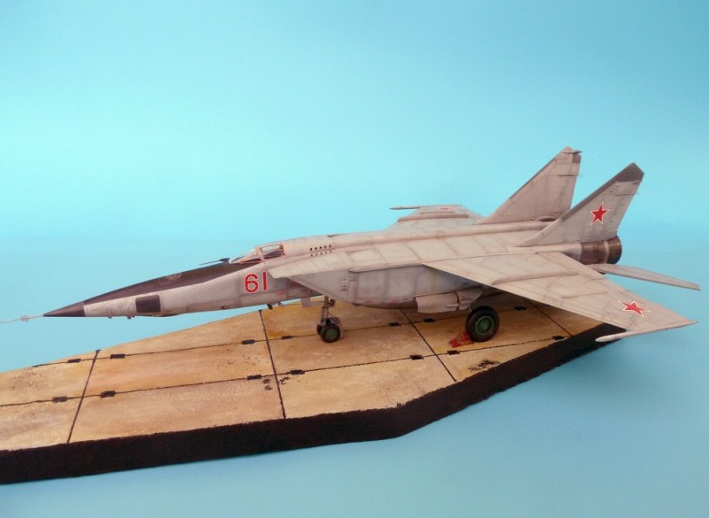 MiG-25RBT Foxbat-B