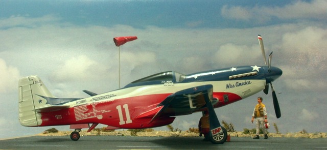 Race Mustang P-51 #11 "Miss America"