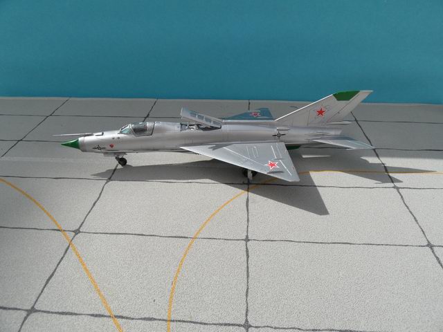 MiG E-7PD 