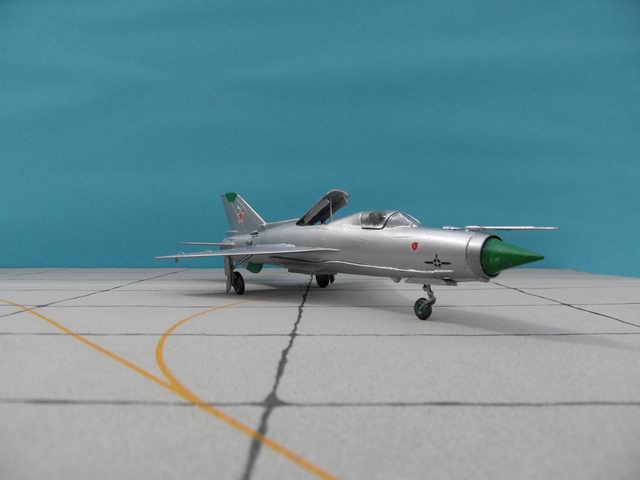 MiG E-7PD 