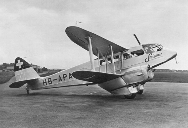 Die de Havilland DH.89 Dragon Rapide HB-APA der Swissair erhielt später eine modifizierte Cockpitverglasung und eine geänderten Rumpfnase (Foto Sammlung H. Dominik)
