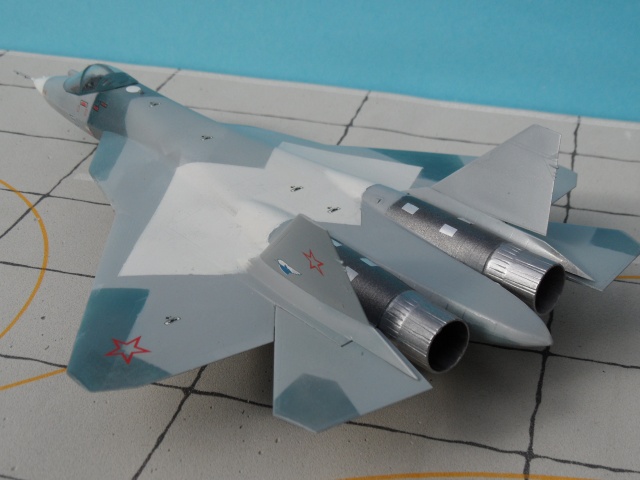 Suchoi Su-50