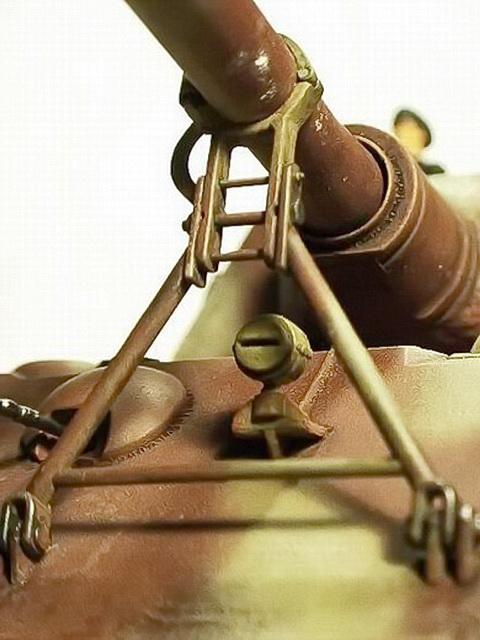 Die Kanonenhalterung im Detail