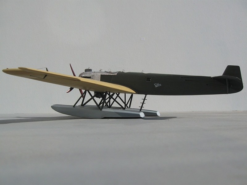 Fokker T.III
