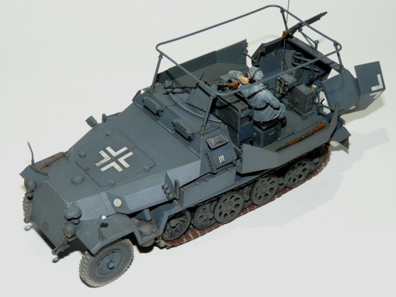 Sd.Kfz. 251/16 Funkwagen