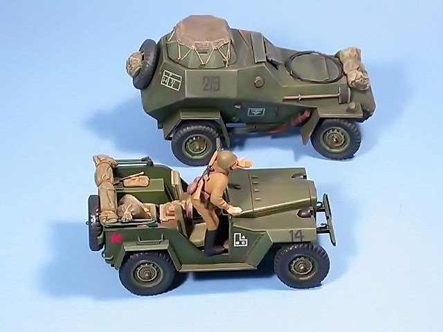 Hier GAZ-67 und BA-64 im Gr��envergleich...