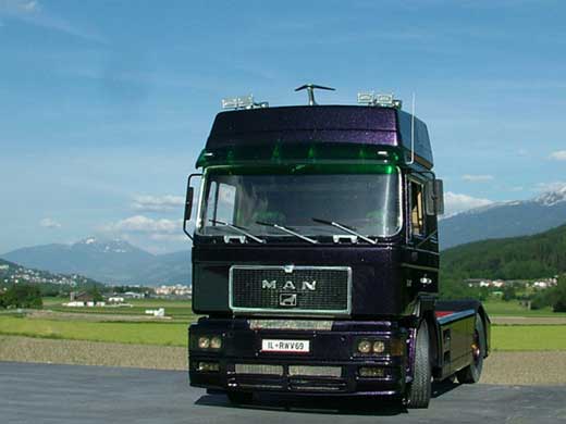 MAN F2000 Spezial