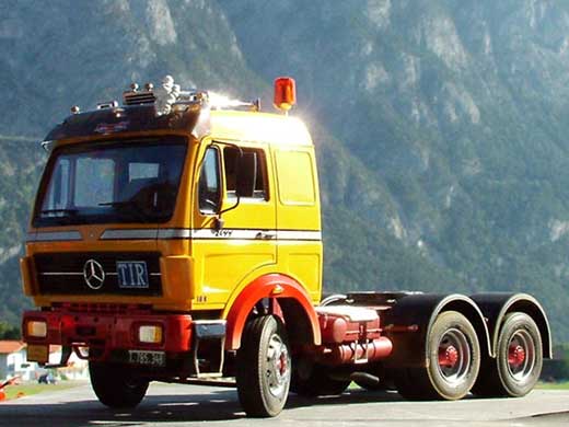 Mercedes-Benz NG 2644