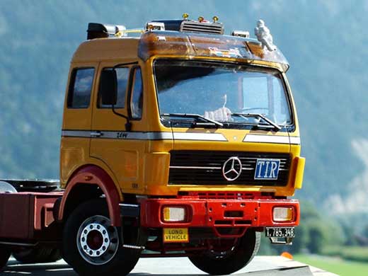 Mercedes-Benz NG 2644
