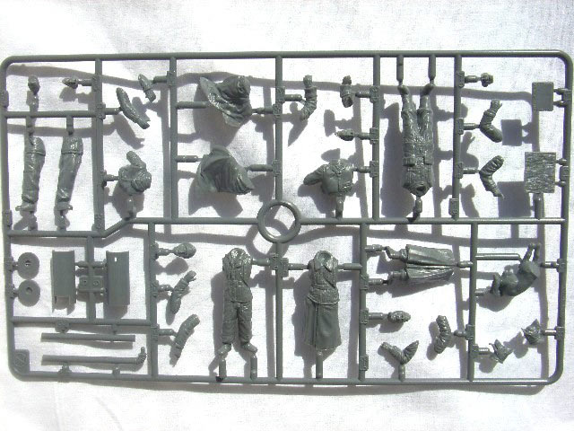 Tamiya - German Soldiers at Field Briefing