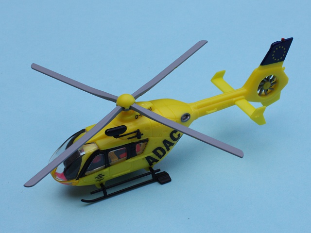 Revell ADAC Hubschrauber EC 135 1:72 Easykit Steckbausatz Eurocopter 06598 Heli