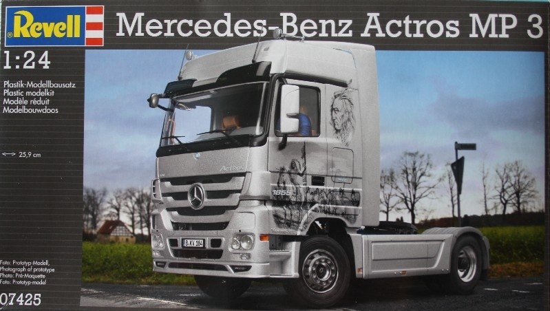 Revell - Mercedes-Benz Actros MP 3
