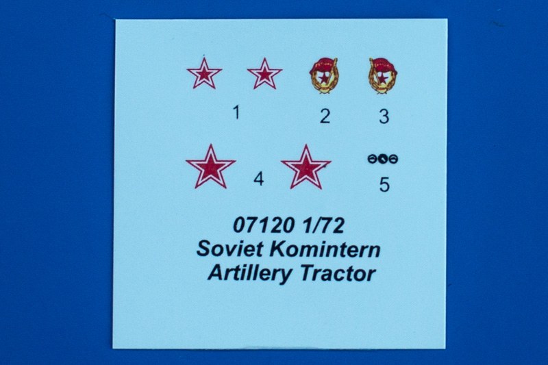 Trumpeter - Soviet Komintern Artillery Tractor