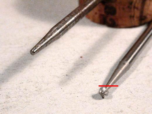 Niet- und Schraubenk�pfe aus Metallfolie