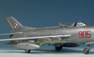 MiG-19PM Farmer-E