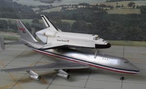 : Boeing 747-123 mit Space Shuttle Enterprise