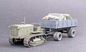 Galerie: Russian ChTZ S-65 Tractor mit German 5 Tonnen Einheitsanhänger