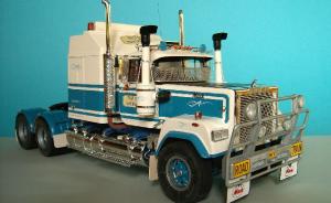 Mack Superliner