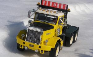 : Autocar DC-9964 Winch Truck