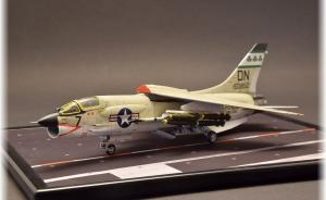 Bausatz: Vought F-8E Crusader