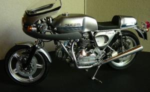 : Ducati 900 SS