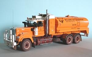 : Mack Superliner