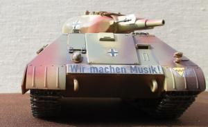 Galerie: Kleiner schwerer Panzer mit Gußturm
