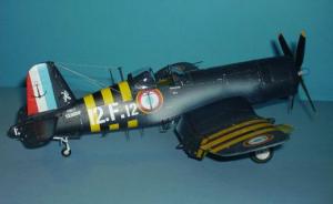 Chance Vought F4U-7 Corsair