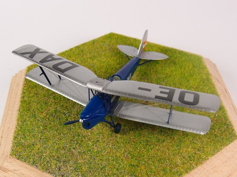 De Havilland DH.82 Tiger Moth