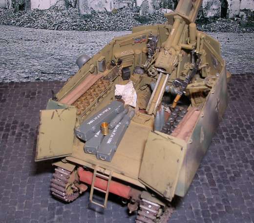 10,5 cm leFH 18/40 auf Geschützwagen 38 H (f)