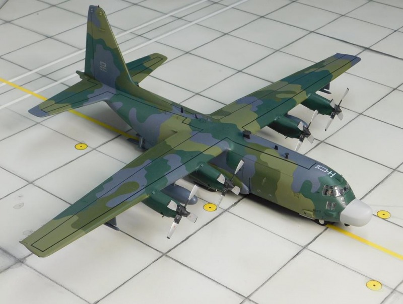 Lockheed Mc 130h Combat Talon Ii Merlin S Majic Italeri 1 72 Von Oliver Zwiener Lockheed Mc 130h Combat Talon Ii Merlin S Majic Italeri 1 72 Von Oliver Zwiener