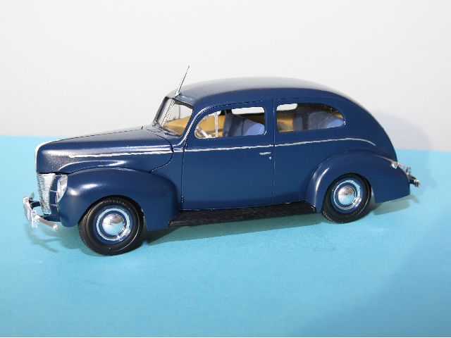 1940 Ford Tudor Deluxe Sedan