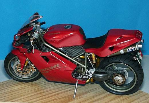 Ducati 916