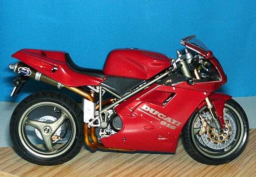 Ducati 916