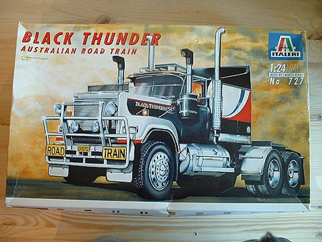 Mack Superliner Log Jinker