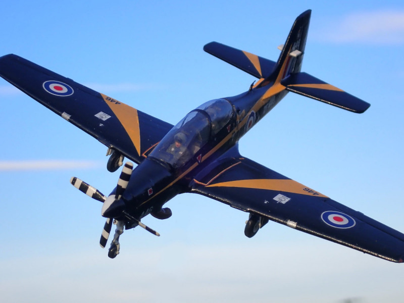 Short Tucano T1