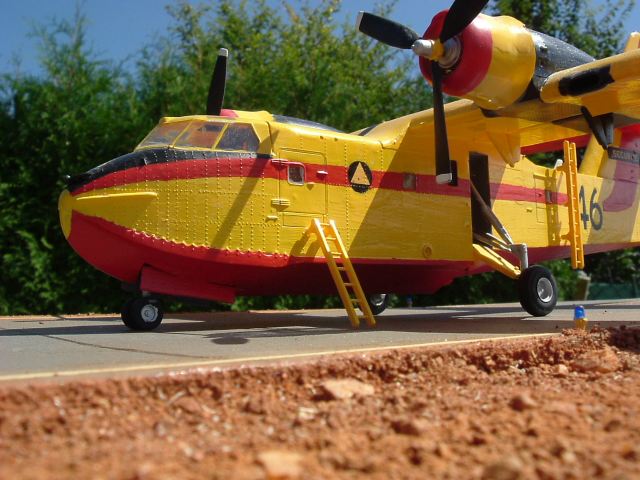 Canadair CL-215