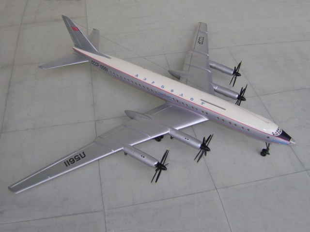 Tupolev Tu-114D