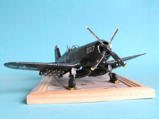 Chance Vought F4U-4 Corsair