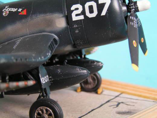 Chance Vought F4U-4 Corsair