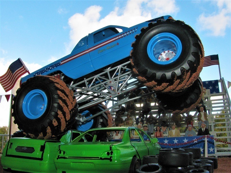 Monstertruck-Show-Diorama